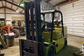 CATERPILLAR T150D 15000 LBS FORK LIFT Forklift Trucks | Levy Recovery Group (3)